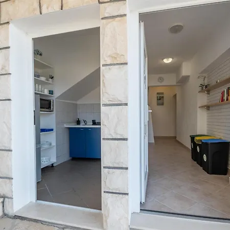 Apartment Ivan - With Parking